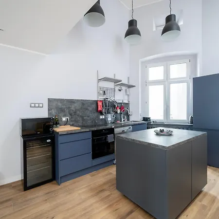 Apartment Two Levels Spacious - 116m2, Four Bedrooms - By Rentujemy Łódź