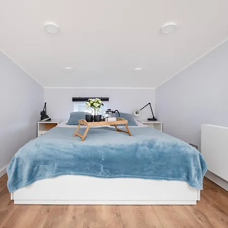 Apartmán Two Levels Spacious - 116m2, Four Bedrooms - By Rentujemy *