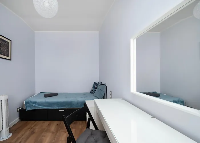 Two Levels Spacious - 116m2, Four Bedrooms - By Rentujemy *