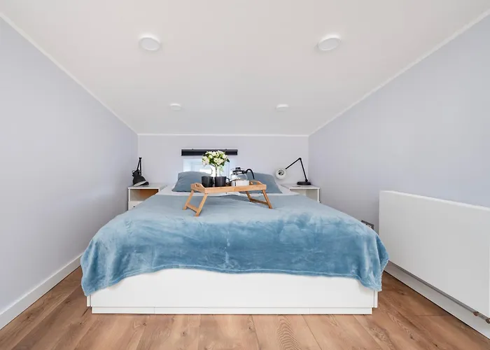 Apartment Two Levels Spacious - 116m2, Four Bedrooms - By Rentujemy *