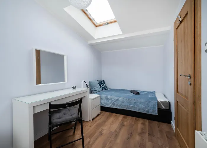 Two Levels Spacious - 116m2, Four Bedrooms - By Rentujemy Łódź