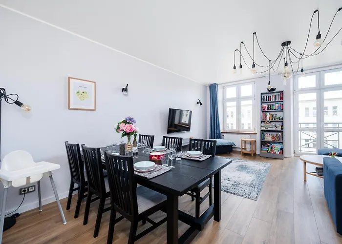 Apartment Two Levels Spacious - 116m2, Four Bedrooms - By Rentujemy Łódź