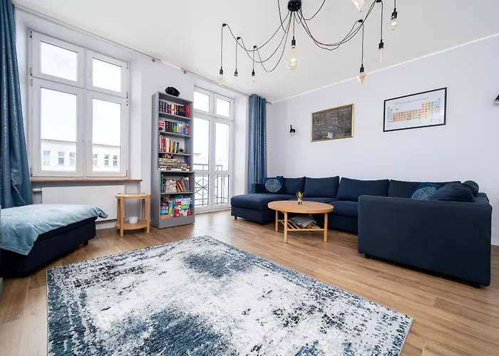 Two Levels Spacious - 116m2, Four Bedrooms - By Rentujemy