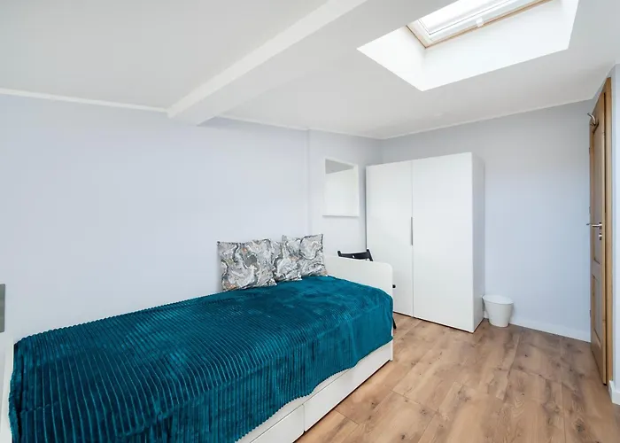 Two Levels Spacious - 116m2, Four Bedrooms - By Rentujemy * Łódź